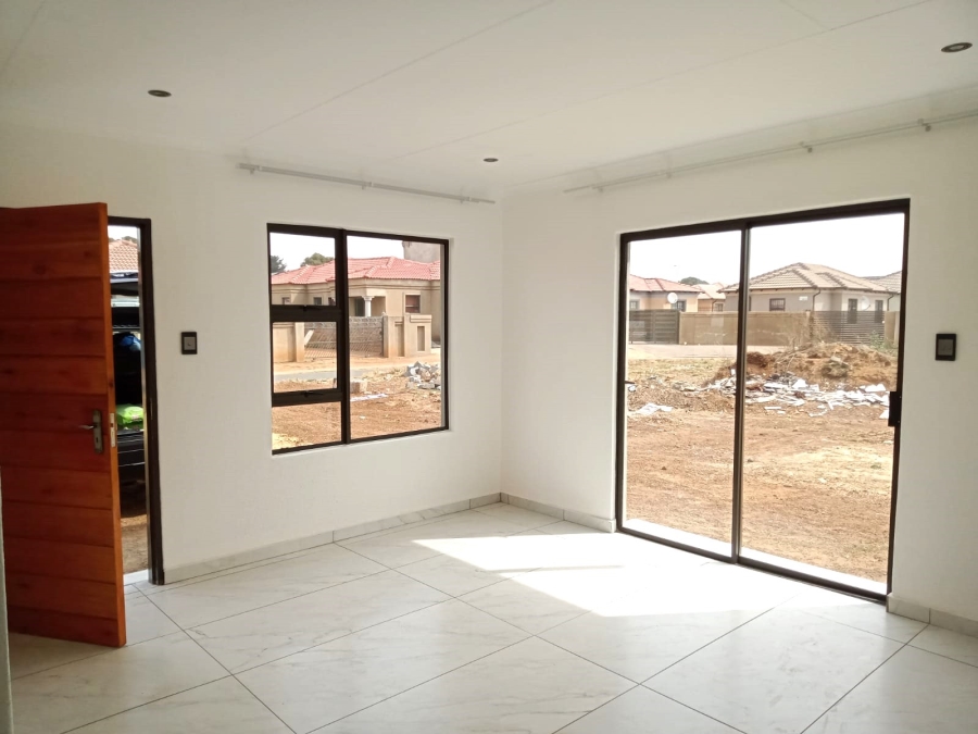 2 Bedroom Property for Sale in Reigerpark Gauteng