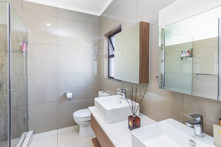 To Let 3 Bedroom Property for Rent in Lonehill Gauteng