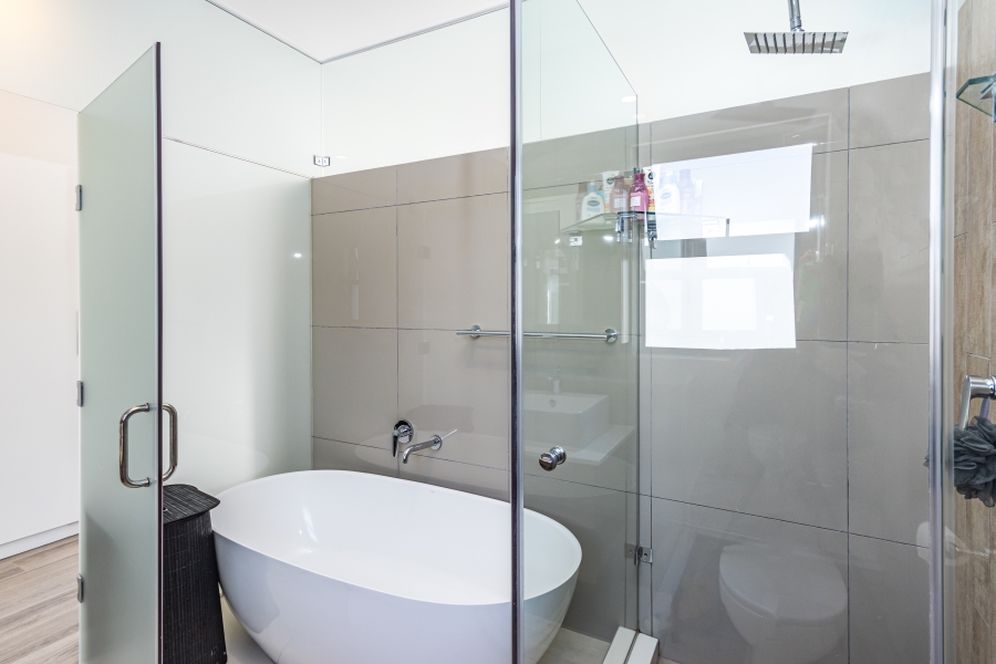 To Let 3 Bedroom Property for Rent in Lonehill Gauteng