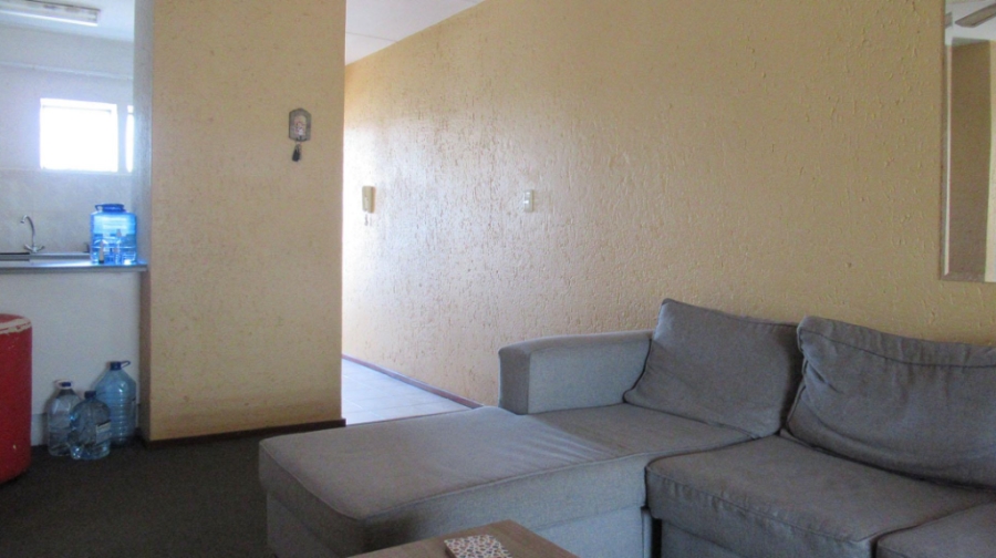 2 Bedroom Property for Sale in Mulbarton Gauteng