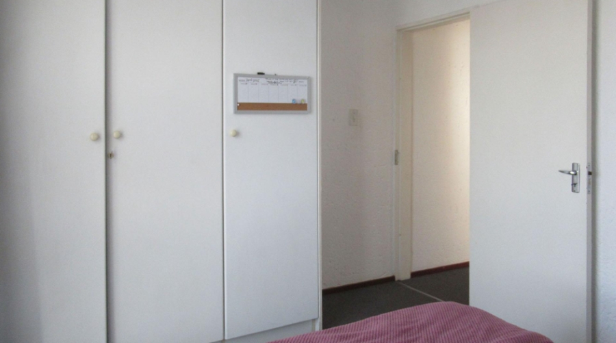 2 Bedroom Property for Sale in Mulbarton Gauteng
