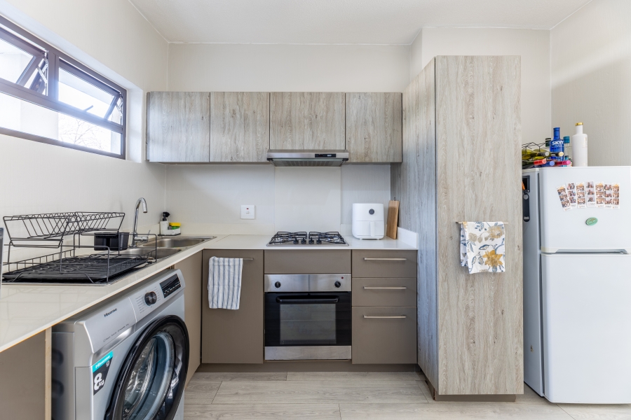 2 Bedroom Property for Sale in Broadacres Gauteng