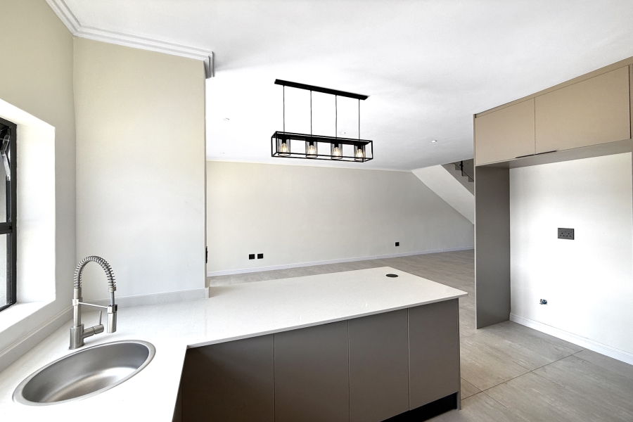 3 Bedroom Property for Sale in Bryanston Gauteng