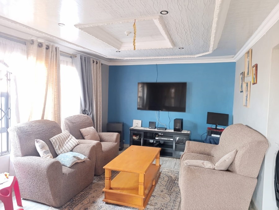 3 Bedroom Property for Sale in Soshanguve South Gauteng