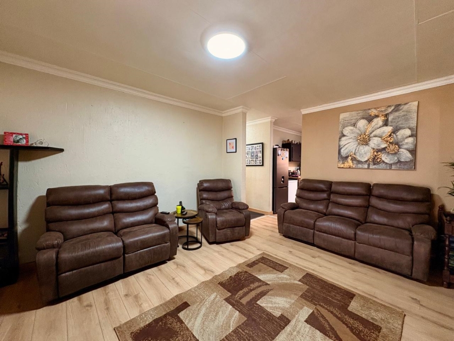 3 Bedroom Property for Sale in Dal Fouche Gauteng