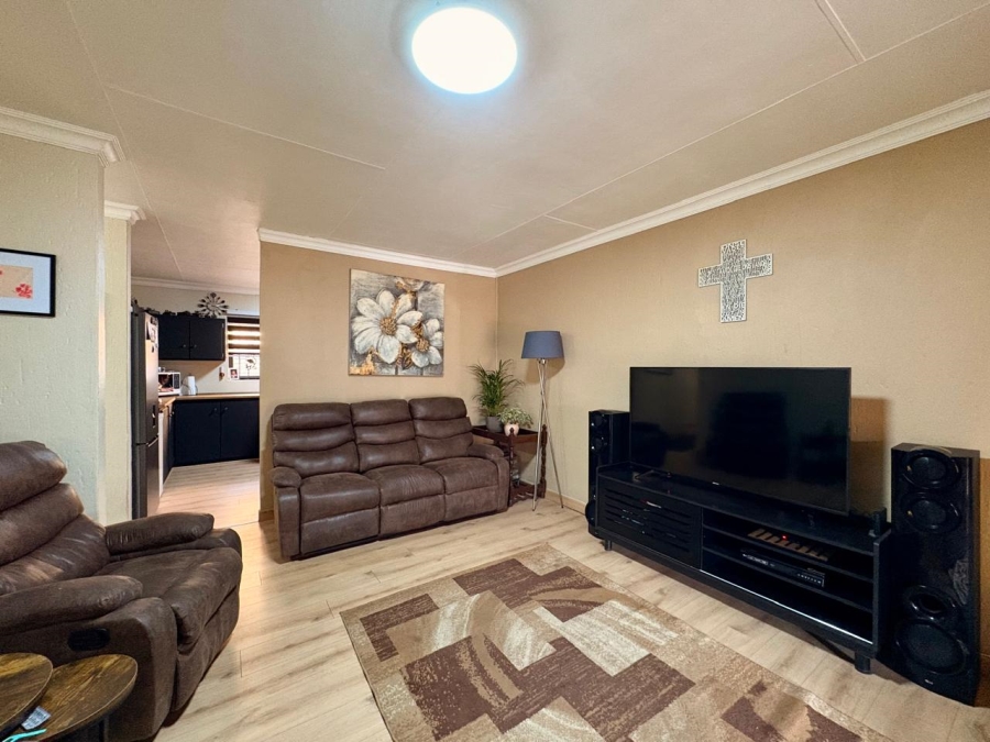 3 Bedroom Property for Sale in Dal Fouche Gauteng