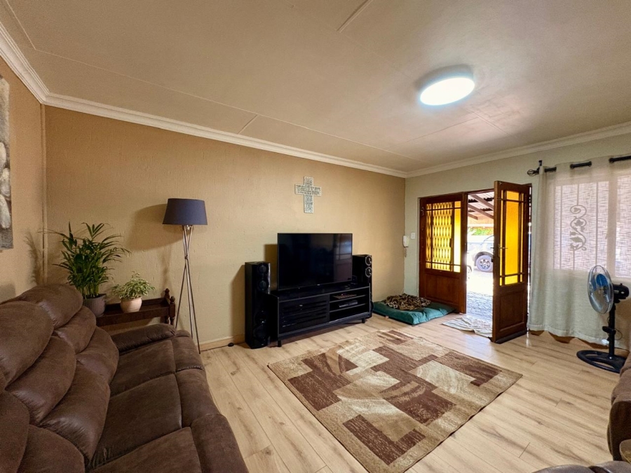 3 Bedroom Property for Sale in Dal Fouche Gauteng