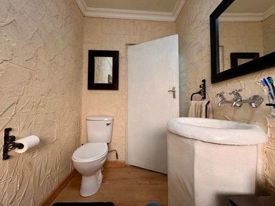 3 Bedroom Property for Sale in Dal Fouche Gauteng