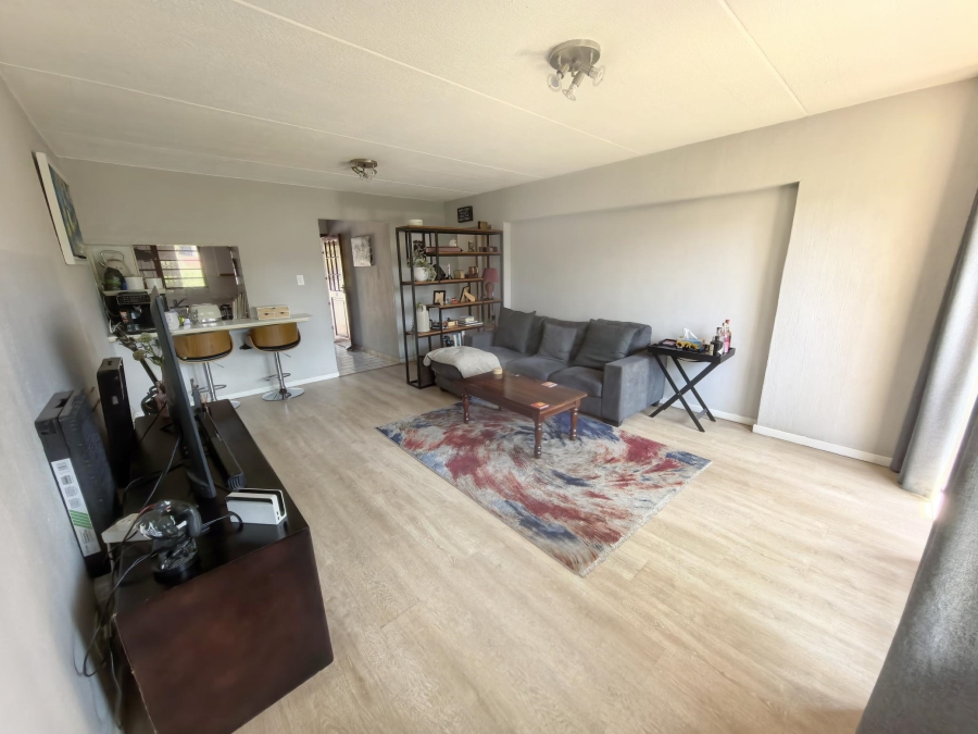 2 Bedroom Property for Sale in Sunninghill Gauteng