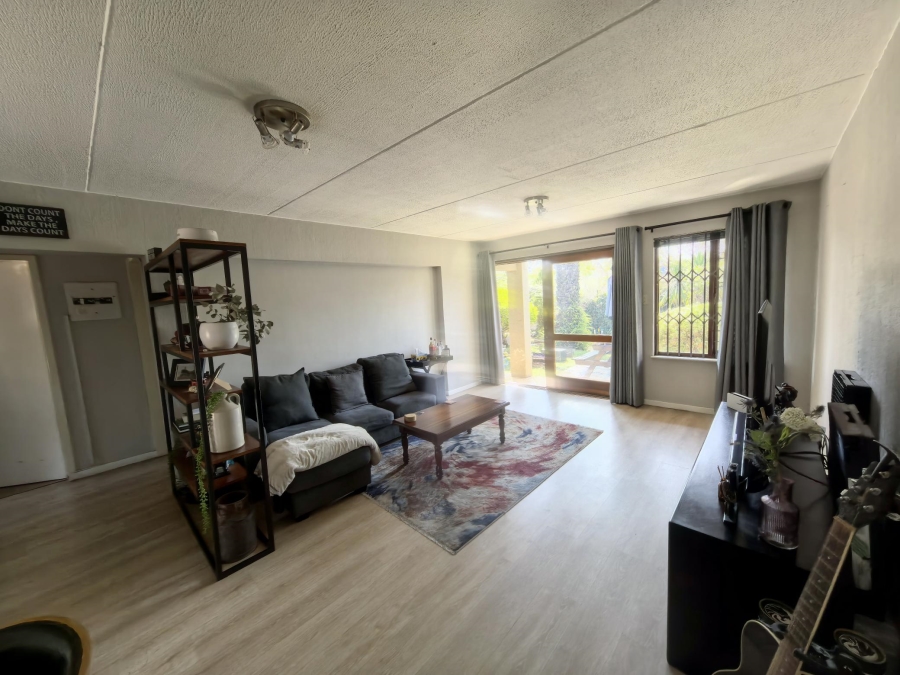 2 Bedroom Property for Sale in Sunninghill Gauteng