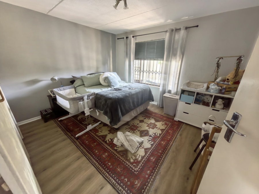2 Bedroom Property for Sale in Sunninghill Gauteng