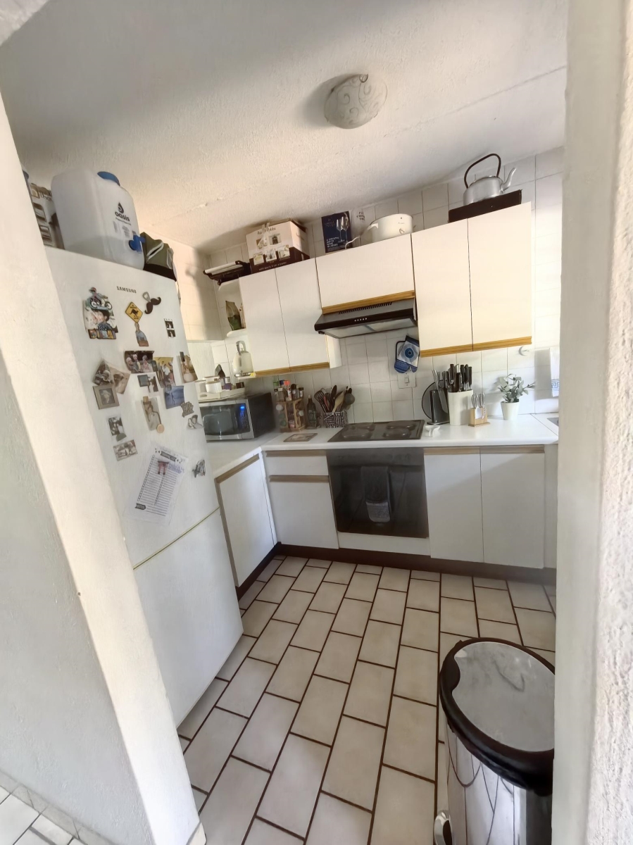 2 Bedroom Property for Sale in Sunninghill Gauteng
