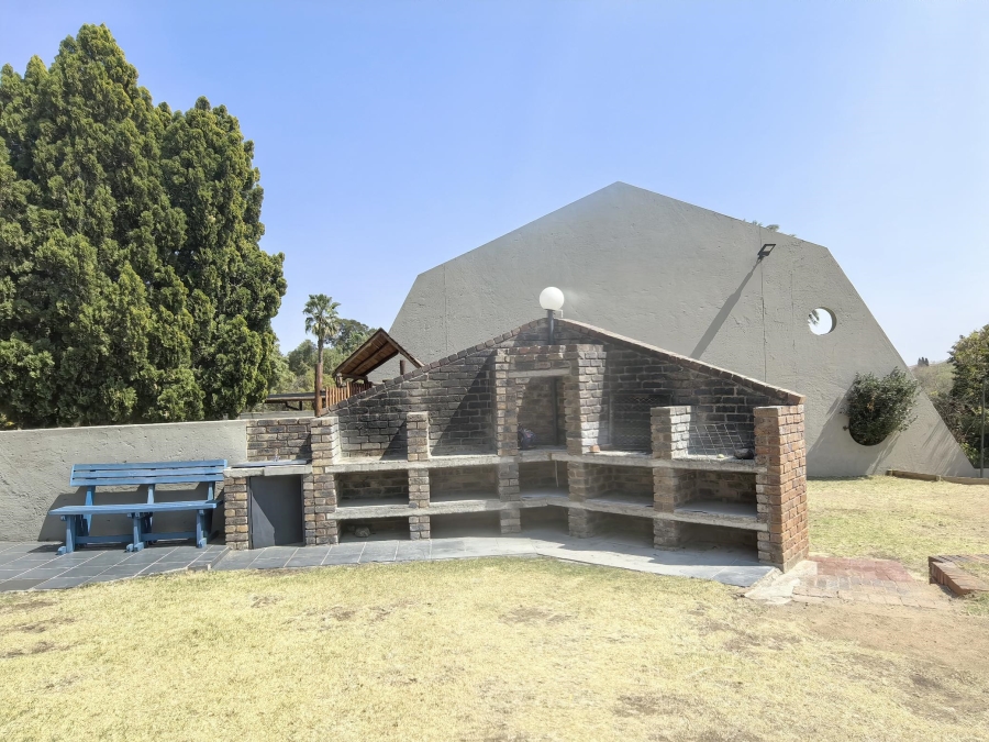 2 Bedroom Property for Sale in Sunninghill Gauteng