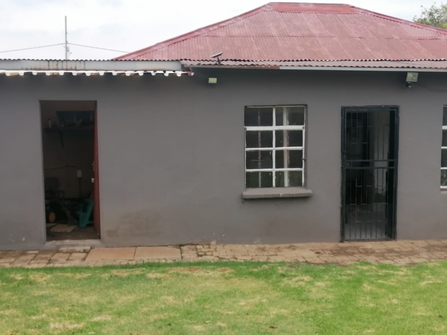 8 Bedroom Property for Sale in Withok Estate Gauteng