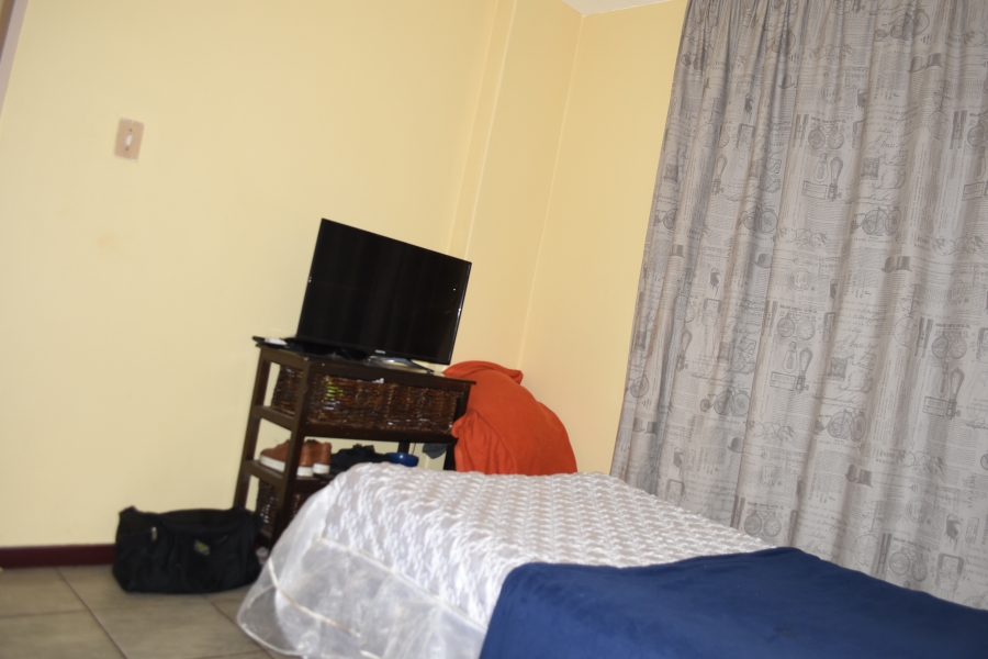 1 Bedroom Property for Sale in Pretoria Central Gauteng