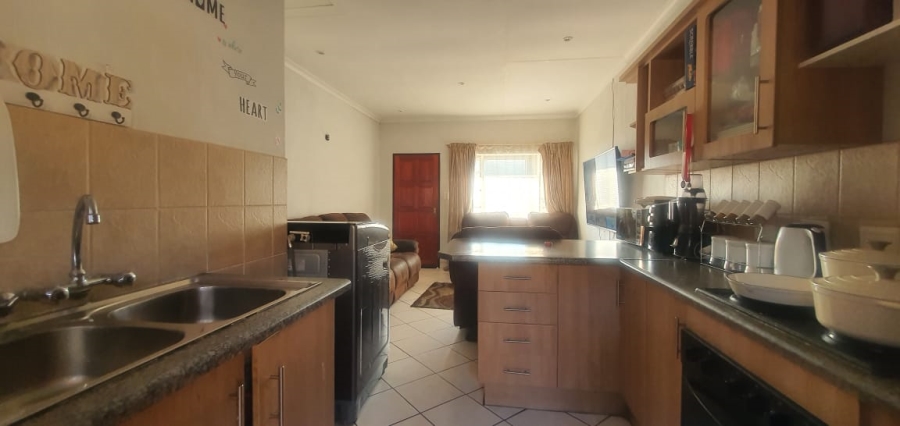 2 Bedroom Property for Sale in Elspark Gauteng