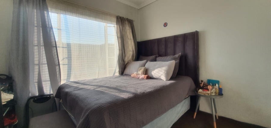 2 Bedroom Property for Sale in Elspark Gauteng