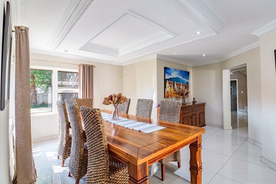 To Let 4 Bedroom Property for Rent in Silver Lakes Golf Estate Gauteng