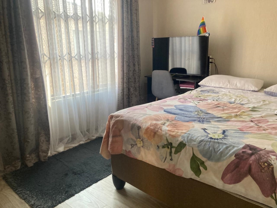3 Bedroom Property for Sale in Willowbrook Gauteng