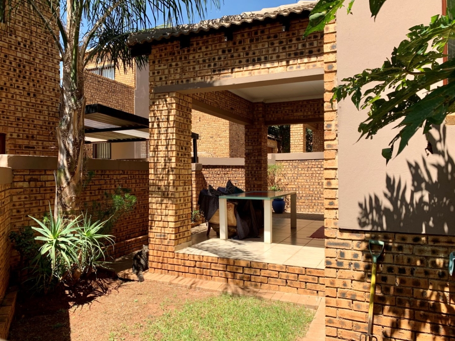 3 Bedroom Property for Sale in Willowbrook Gauteng