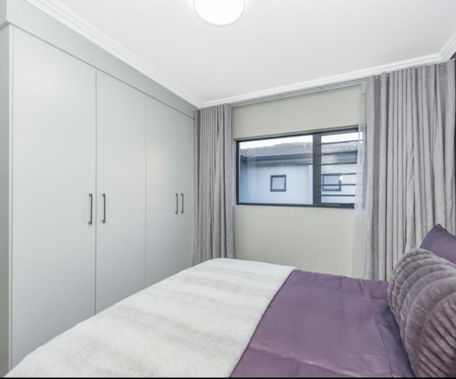 4 Bedroom Property for Sale in Little Falls Gauteng