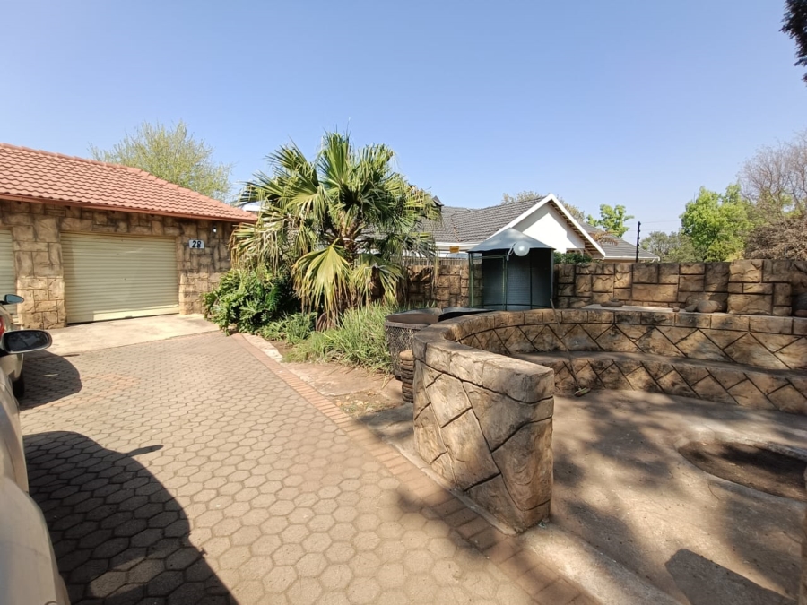 3 Bedroom Property for Sale in Greenhills Ext 3 Gauteng