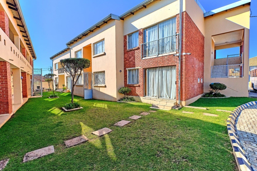 Commercial Property for Sale in Ormonde View Gauteng