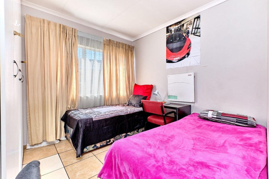 Commercial Property for Sale in Ormonde View Gauteng