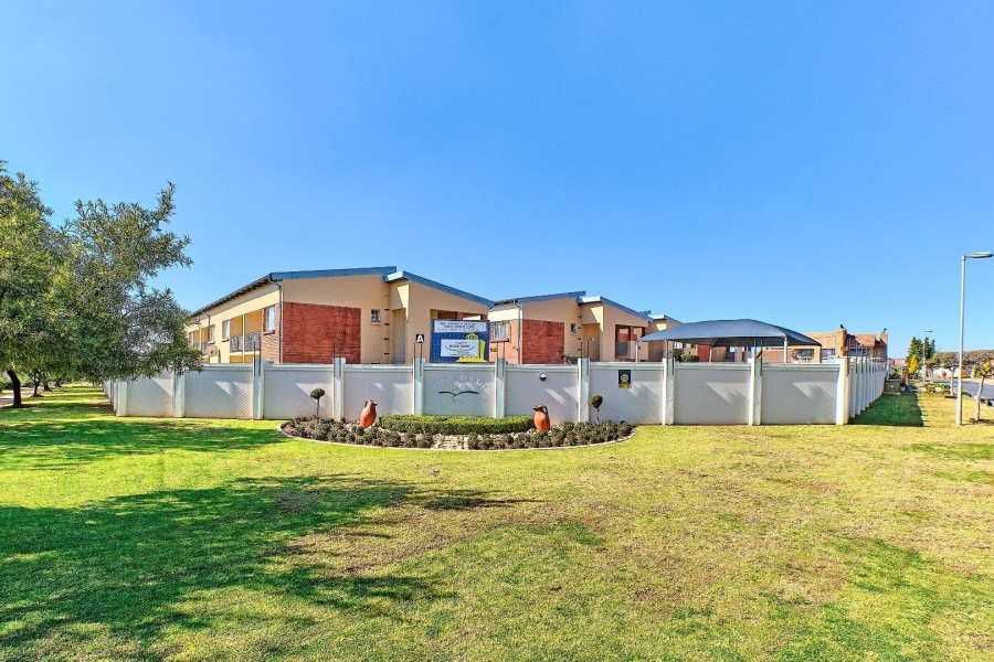 Commercial Property for Sale in Ormonde View Gauteng