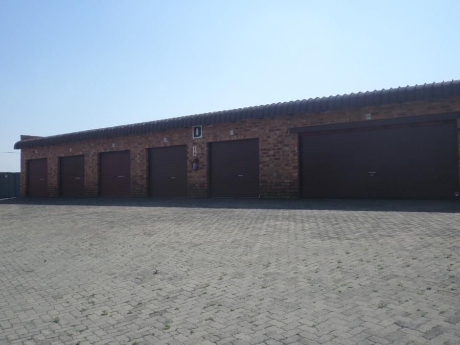 Commercial Property for Sale in Salies Village Gauteng