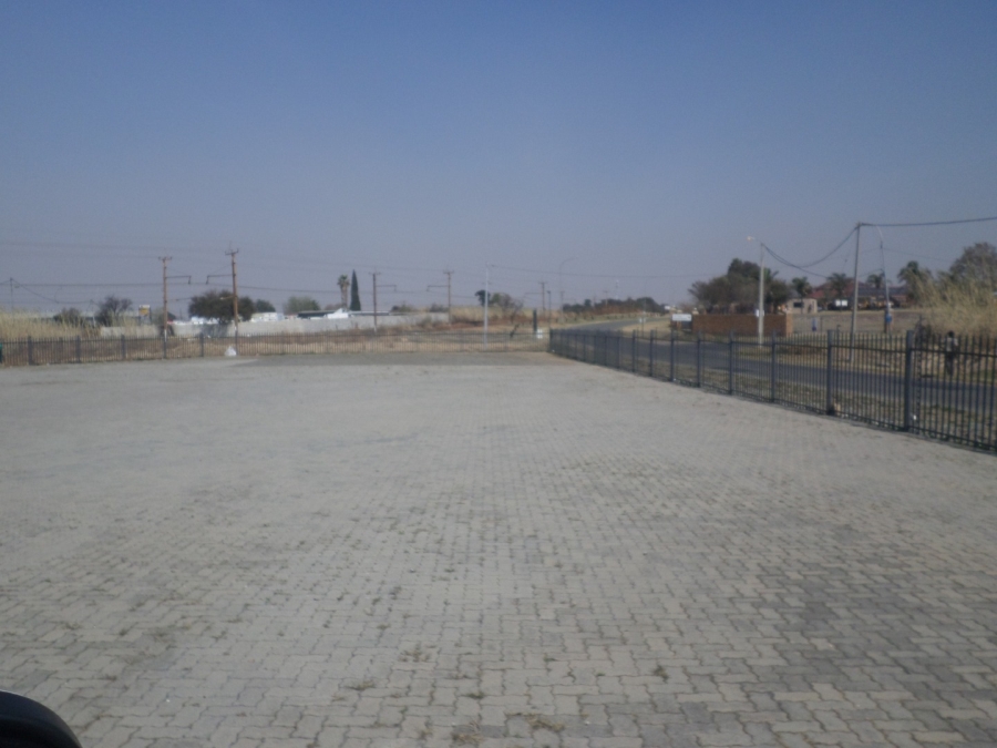 Commercial Property for Sale in Salies Village Gauteng