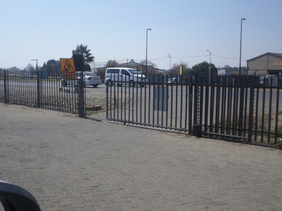 Commercial Property for Sale in Salies Village Gauteng
