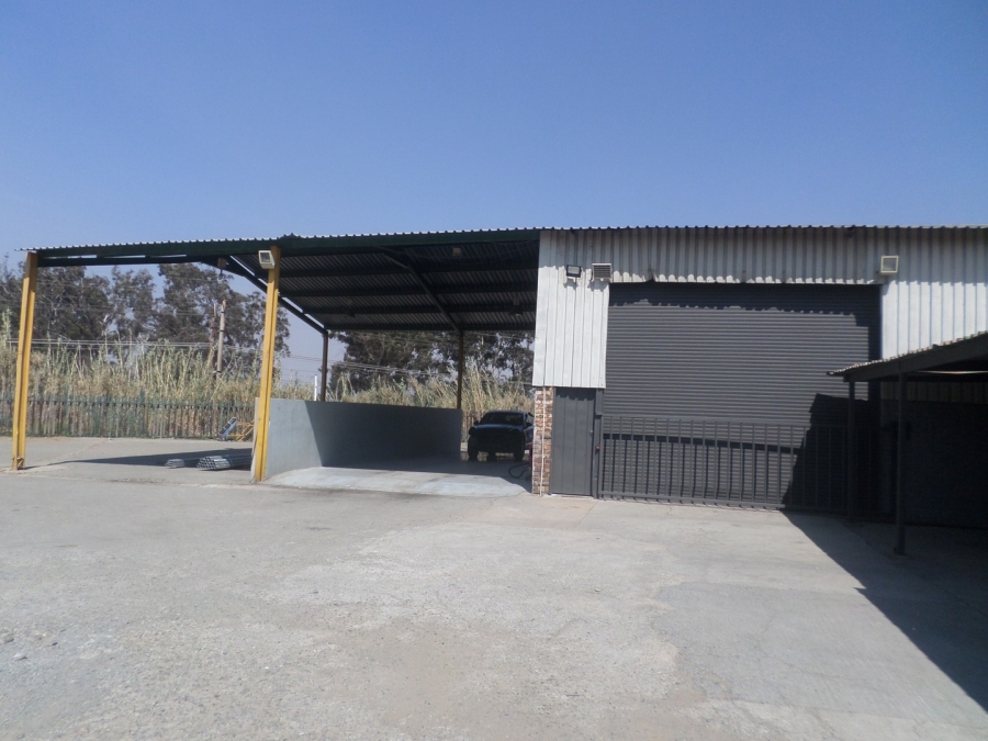 Commercial Property for Sale in Salies Village Gauteng