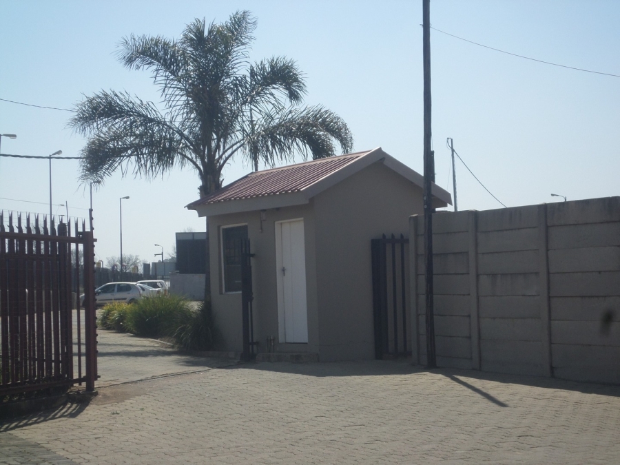 Commercial Property for Sale in Salies Village Gauteng