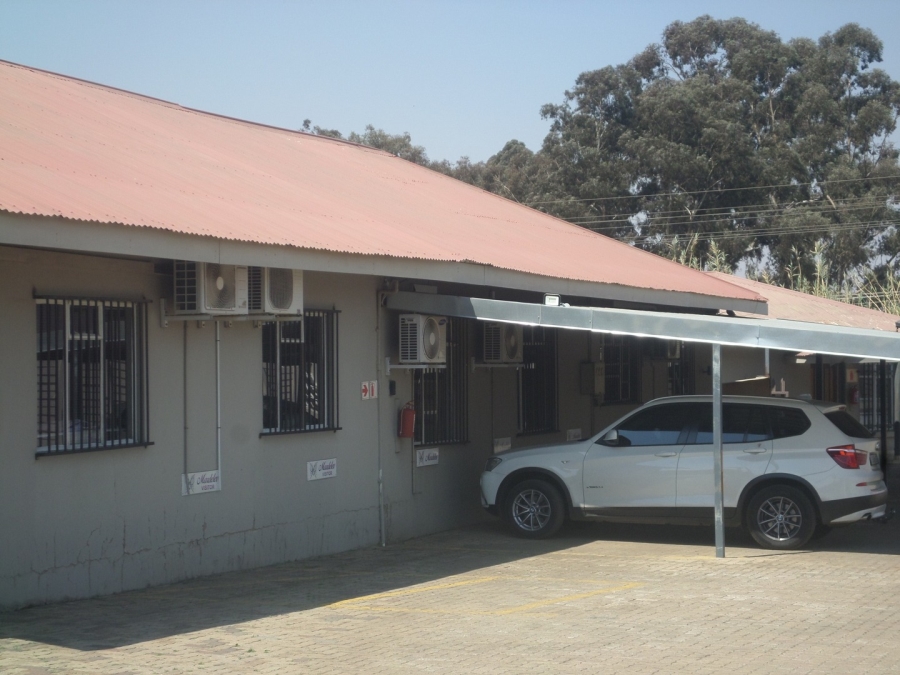 Commercial Property for Sale in Salies Village Gauteng