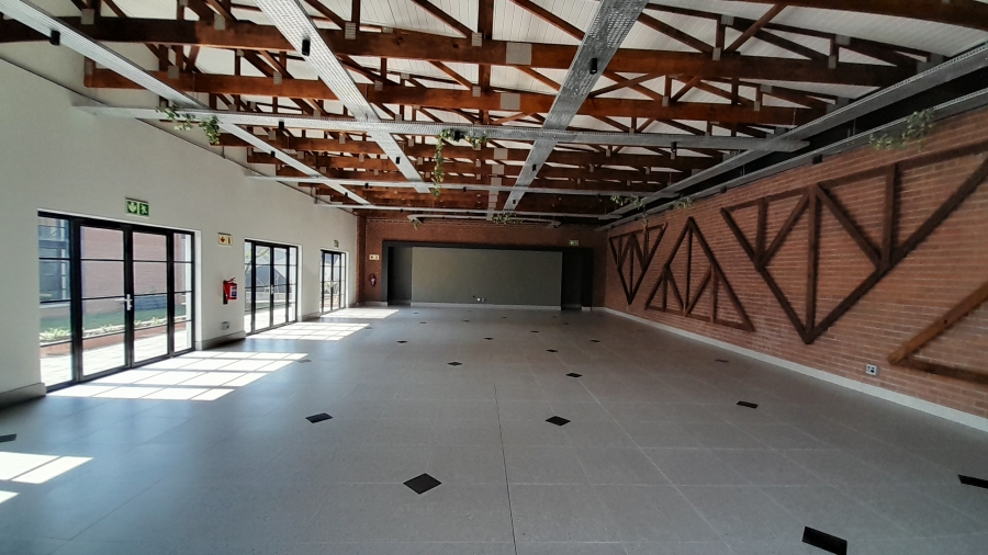 To Let commercial Property for Rent in Halfway House Gauteng