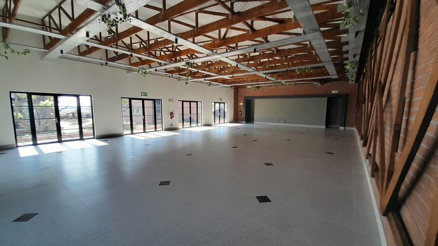 To Let commercial Property for Rent in Halfway House Gauteng