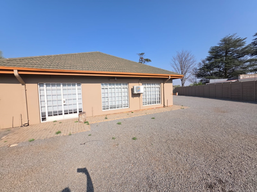 Commercial Property for Sale in Three Rivers Gauteng