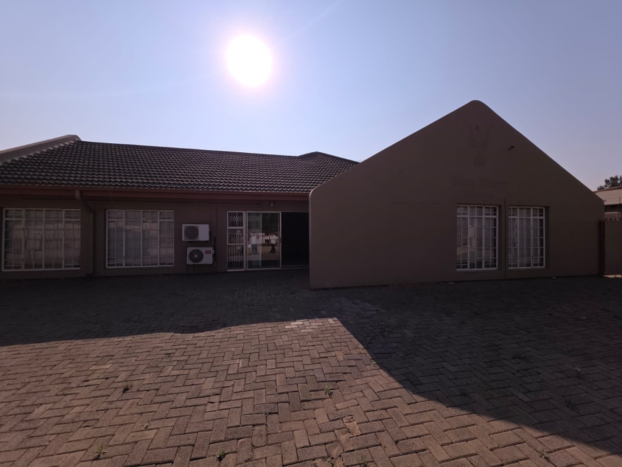To Let commercial Property for Rent in Three Rivers Gauteng