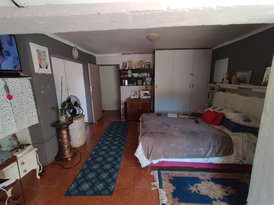 9 Bedroom Property for Sale in Pretoria North Gauteng