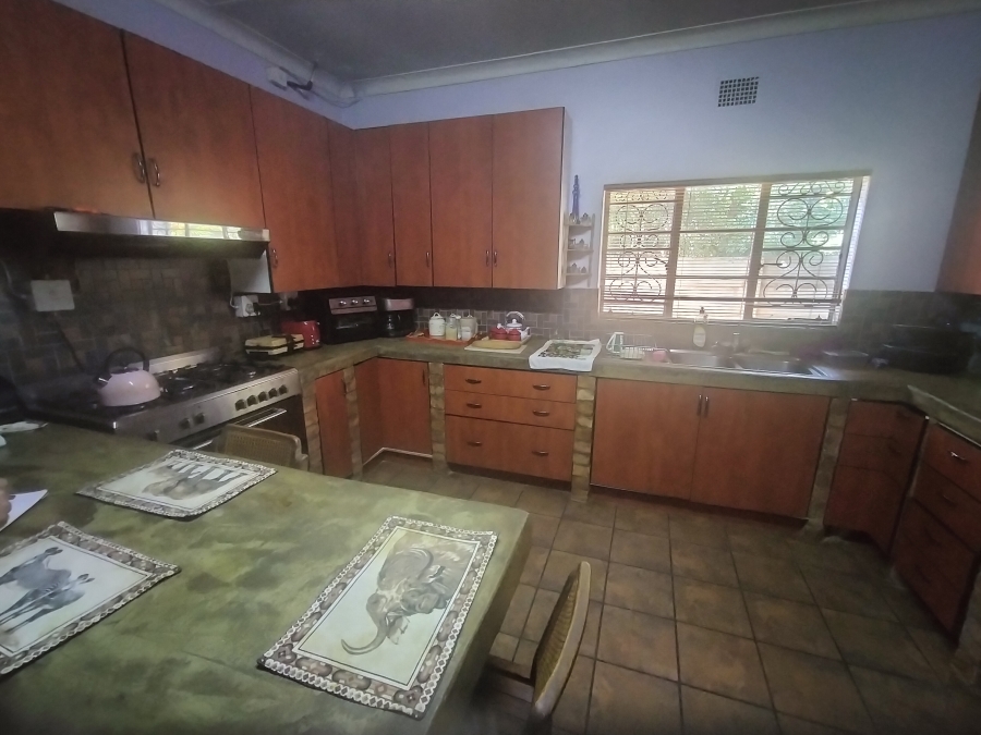 4 Bedroom Property for Sale in Pretoria North Gauteng