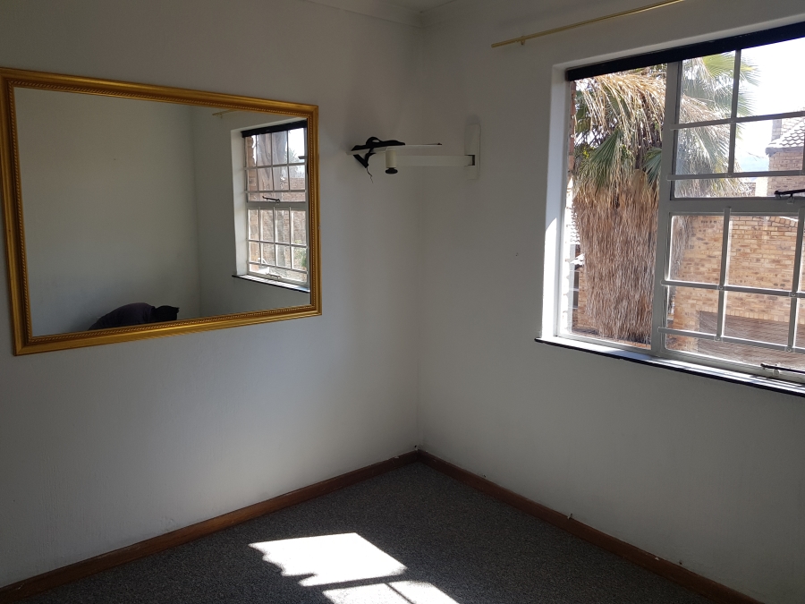 To Let 3 Bedroom Property for Rent in Mayfield Park Gauteng