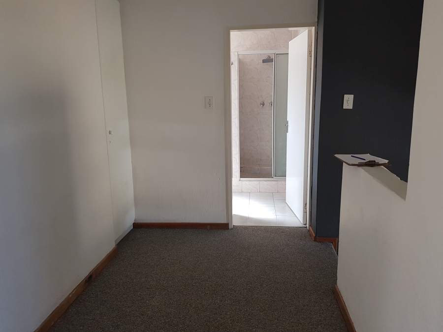 To Let 3 Bedroom Property for Rent in Mayfield Park Gauteng