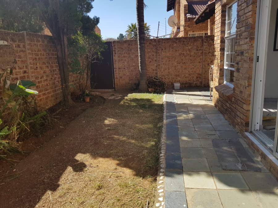 To Let 3 Bedroom Property for Rent in Mayfield Park Gauteng