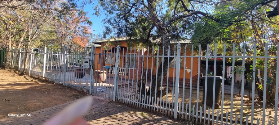 5 Bedroom Property for Sale in Hatfield Gauteng