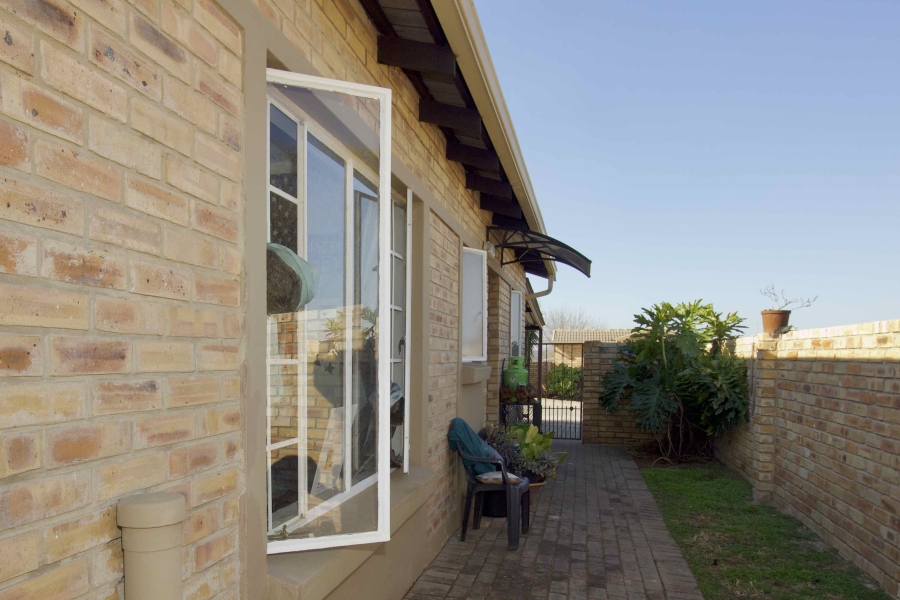 2 Bedroom Property for Sale in Heuwelsig Estate Gauteng