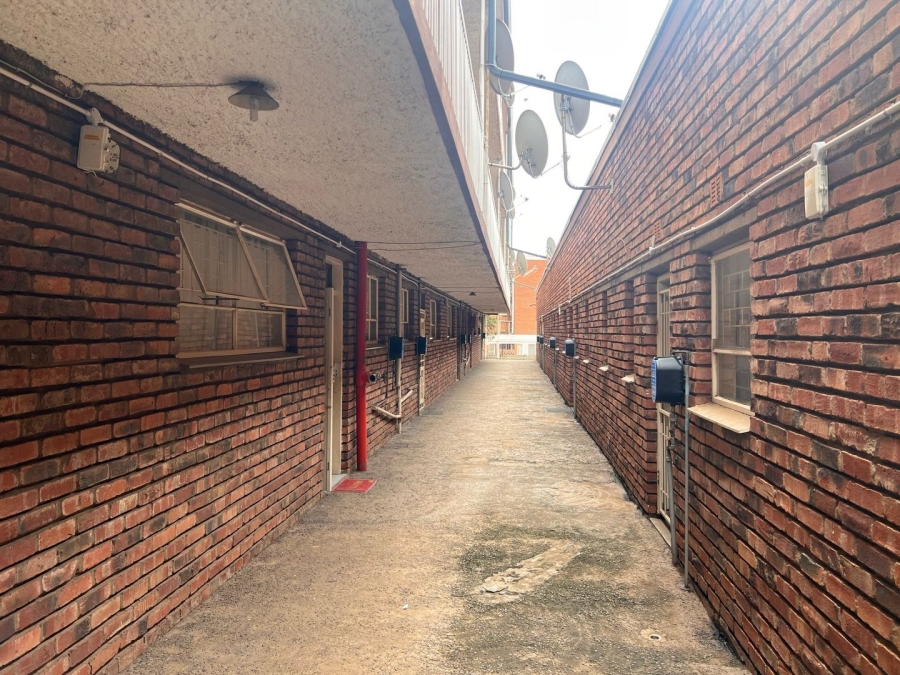 2 Bedroom Property for Sale in Vanderbijlpark CE 2 Gauteng