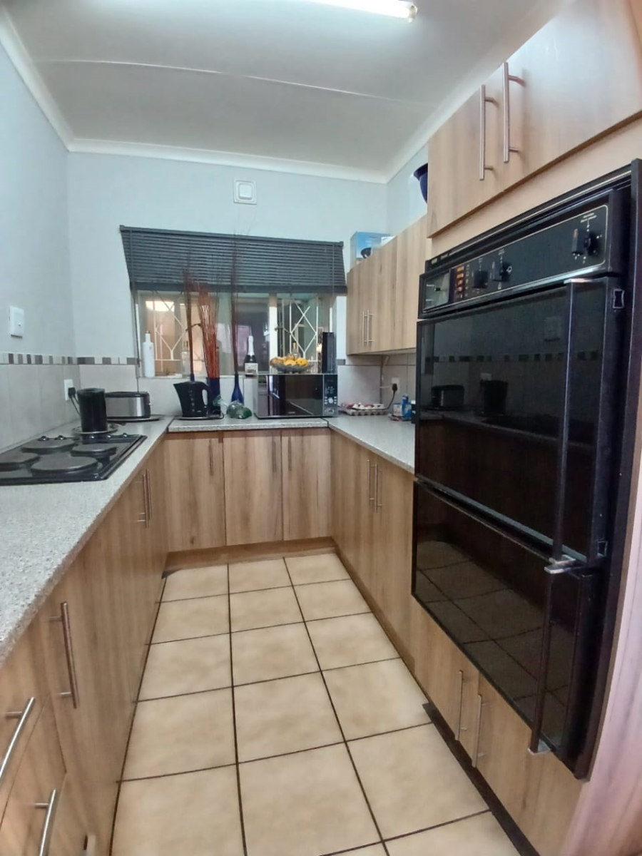 3 Bedroom Property for Sale in Vanderbijlpark CW 3 Gauteng