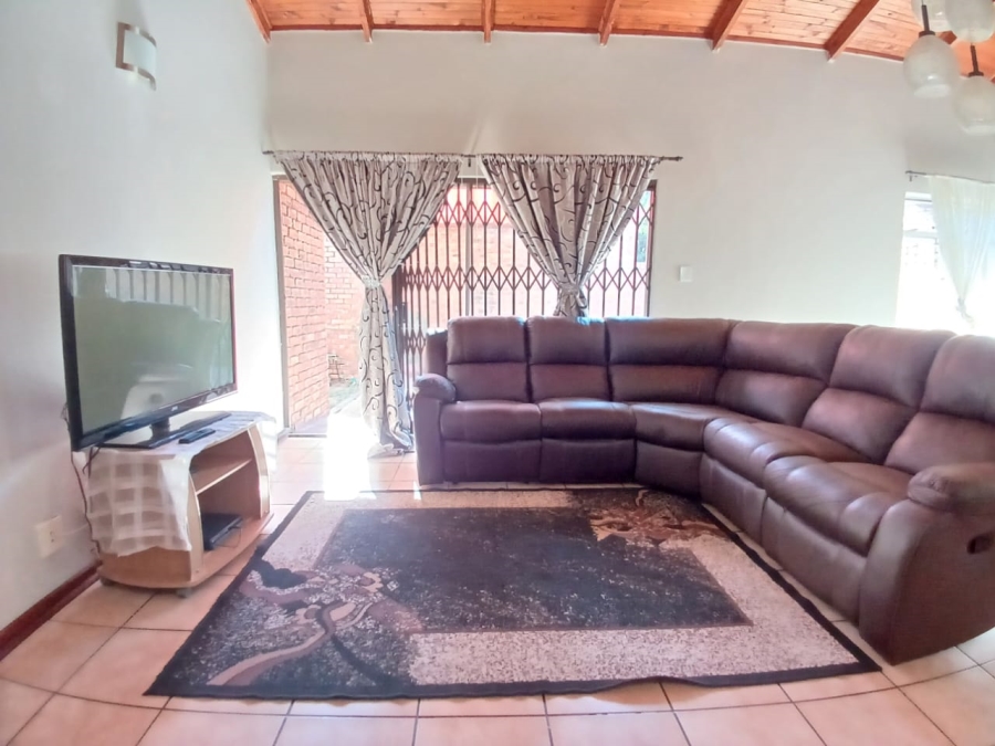 3 Bedroom Property for Sale in Vanderbijlpark CW 3 Gauteng