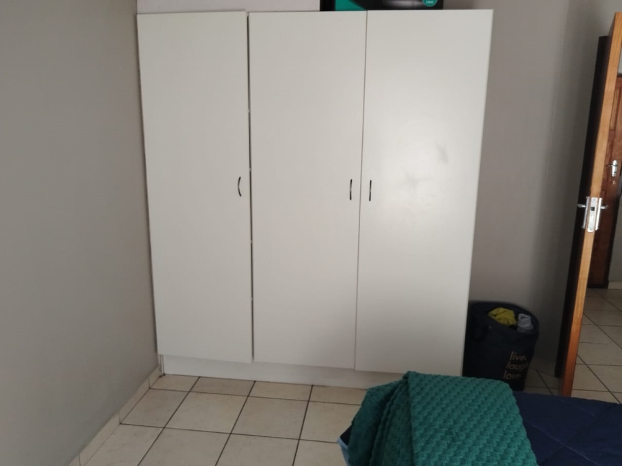 1 Bedroom Property for Sale in Vanderbijlpark CW 5 Gauteng